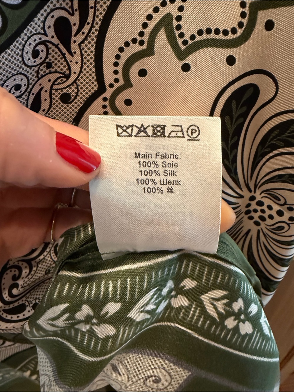 LA DoubleJ Green and Cream Printed 100% Silk Foulard Top - Picture 7 of 8